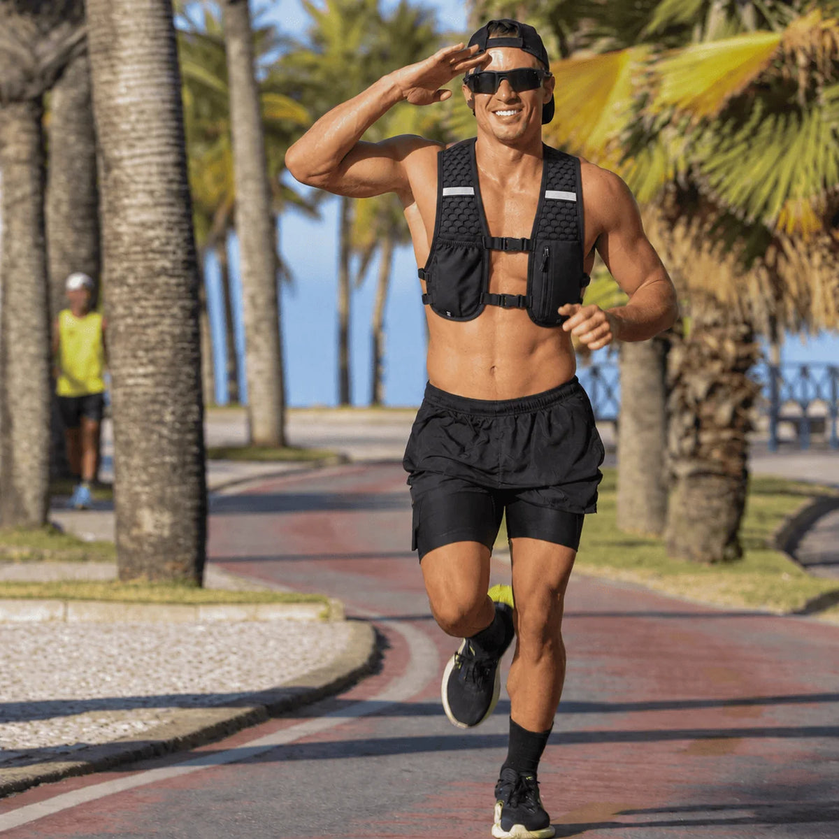 Evora PocketVest® – Lightweight Adjustable Running Vest with 3 Storage Pockets & Reflective Strips